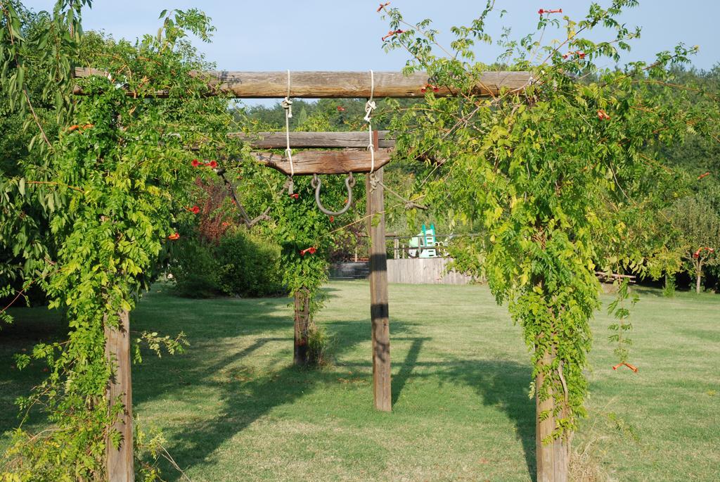 Podere Le Buche Pelago Luaran gambar